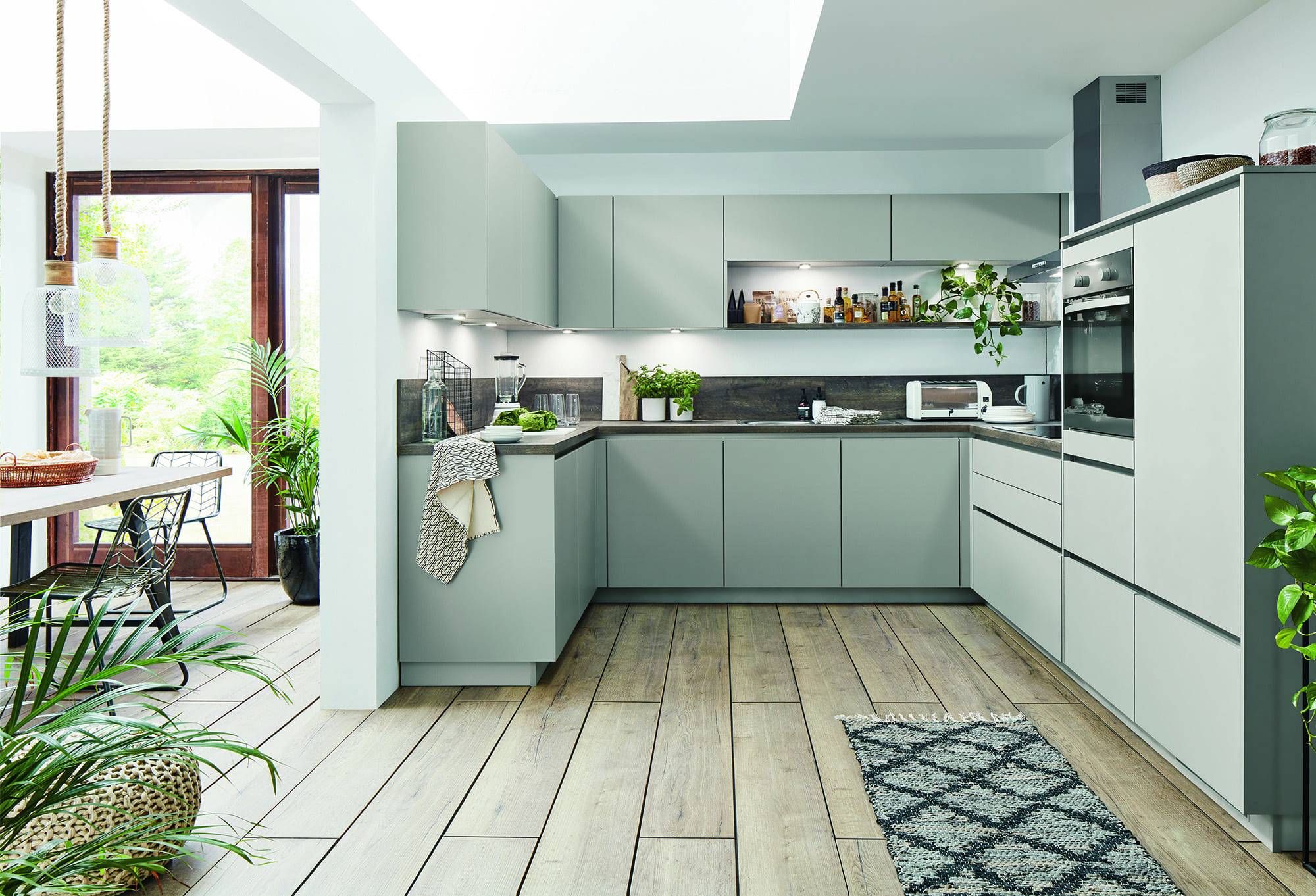 Nobilia Modern Grey Matt Handleless U Shaped Kitchen 2021 | Lead Wolf, Gotham